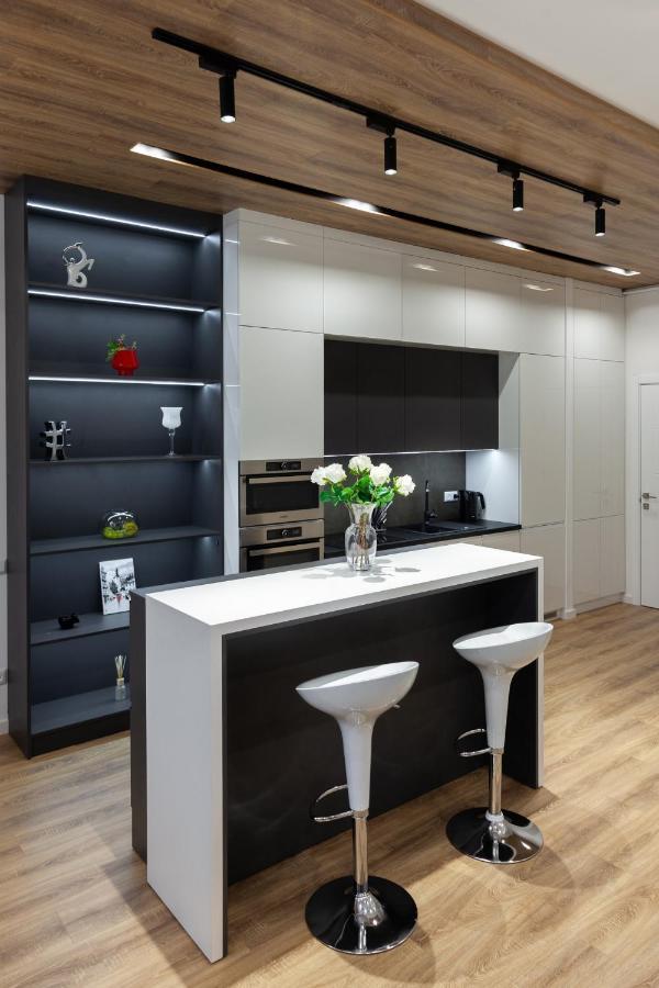 Royal Vip Apartment On Franka 14 Lemberg Exterior foto